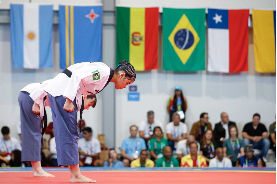 Momento Ana Júlia